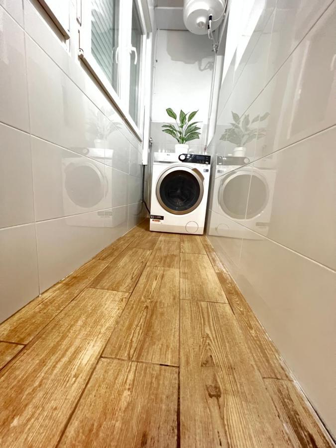 New Camp Nou Apartment/Diret Airport,Beautiful Оспиталет-де-Льобрегат Экстерьер фото